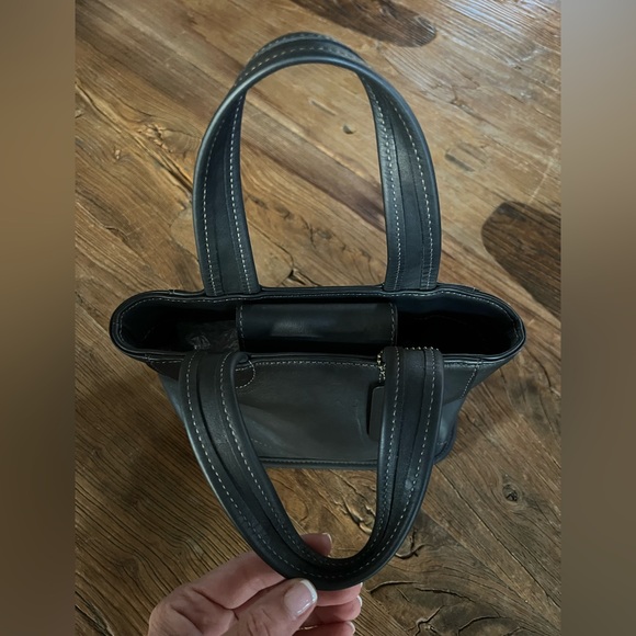 🌸Vintage COACH Mini Bleeker Small Bucket Tote -Black lightly used RARE FIND - Picture 5 of 8